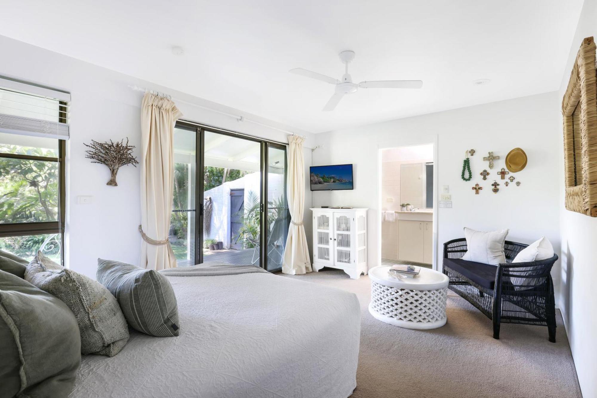 Sensom Boutique Bed And Breakfast Sapphire Beach Ngoại thất bức ảnh